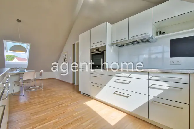 4 Zimmer Wohnung mit 140 m² in Stuttgart – Bild 10