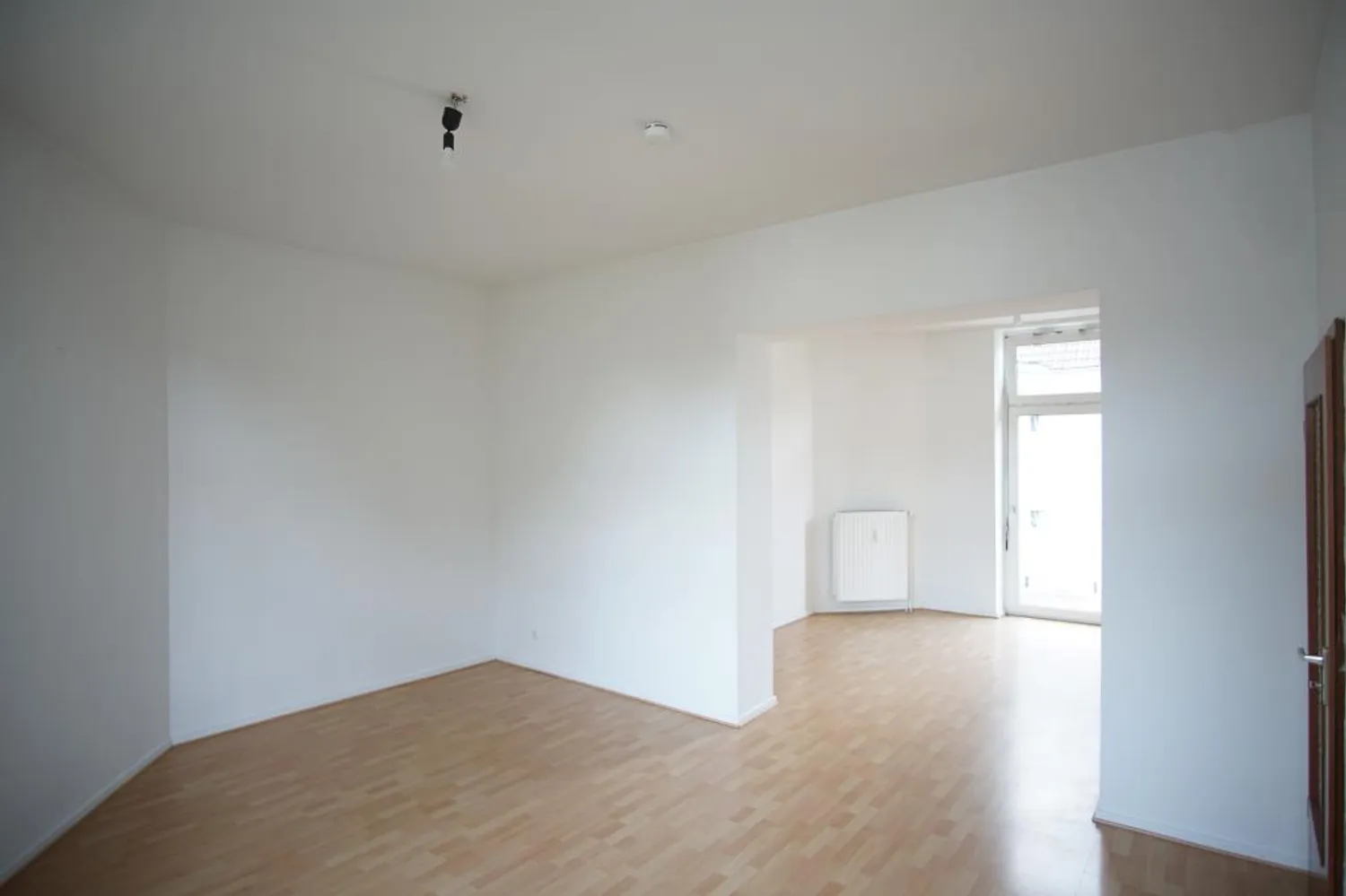 4 Zimmer Wohnung mit 87 m² in Oberhausen – Bild 1