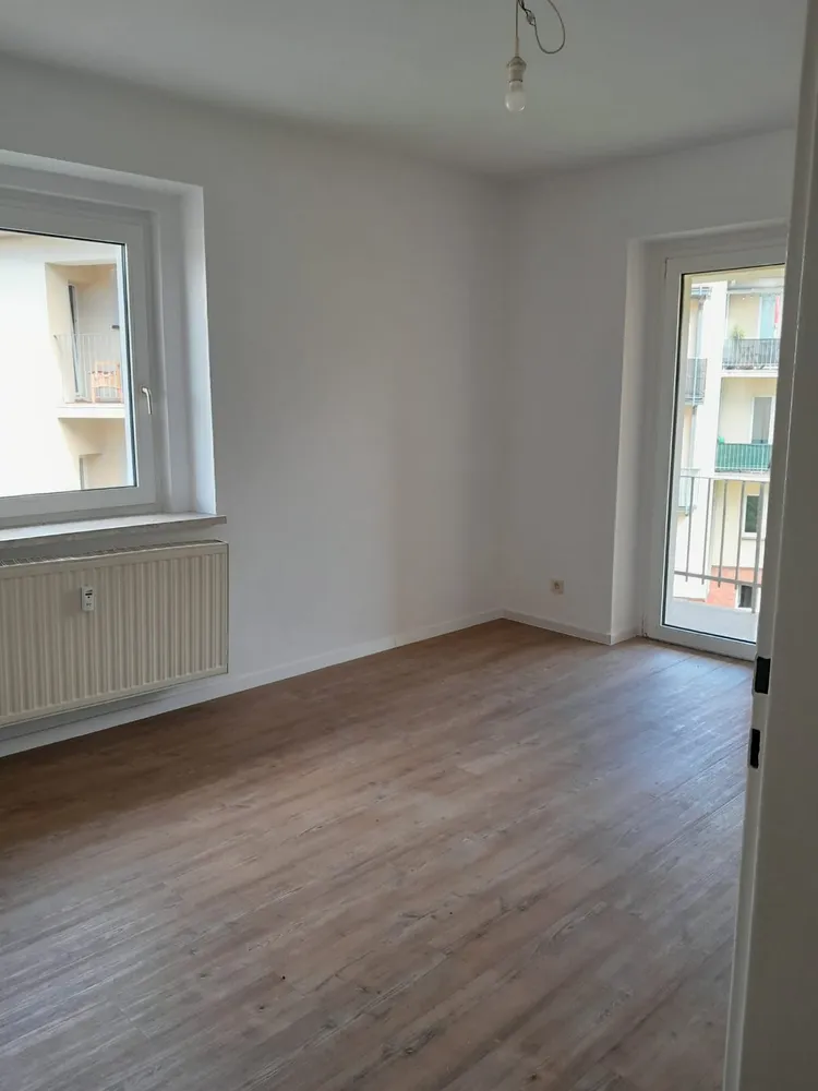 2 Zimmer Wohnung mit 50 m² in Plauen – Bild 2