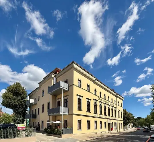 3 Zimmer Wohnung mit 93 m² in Dresden – Bild 1