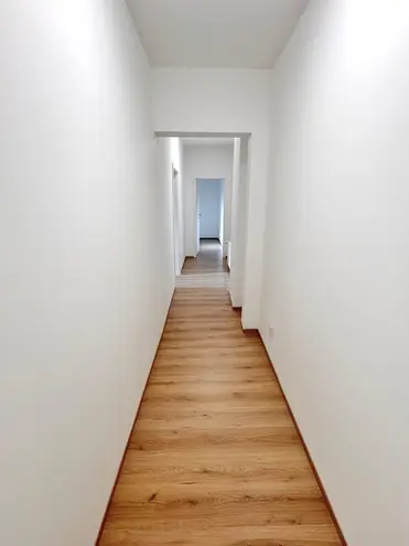 7 Zimmer Wohnung mit 145 m² in Oberhausen – Bild 11