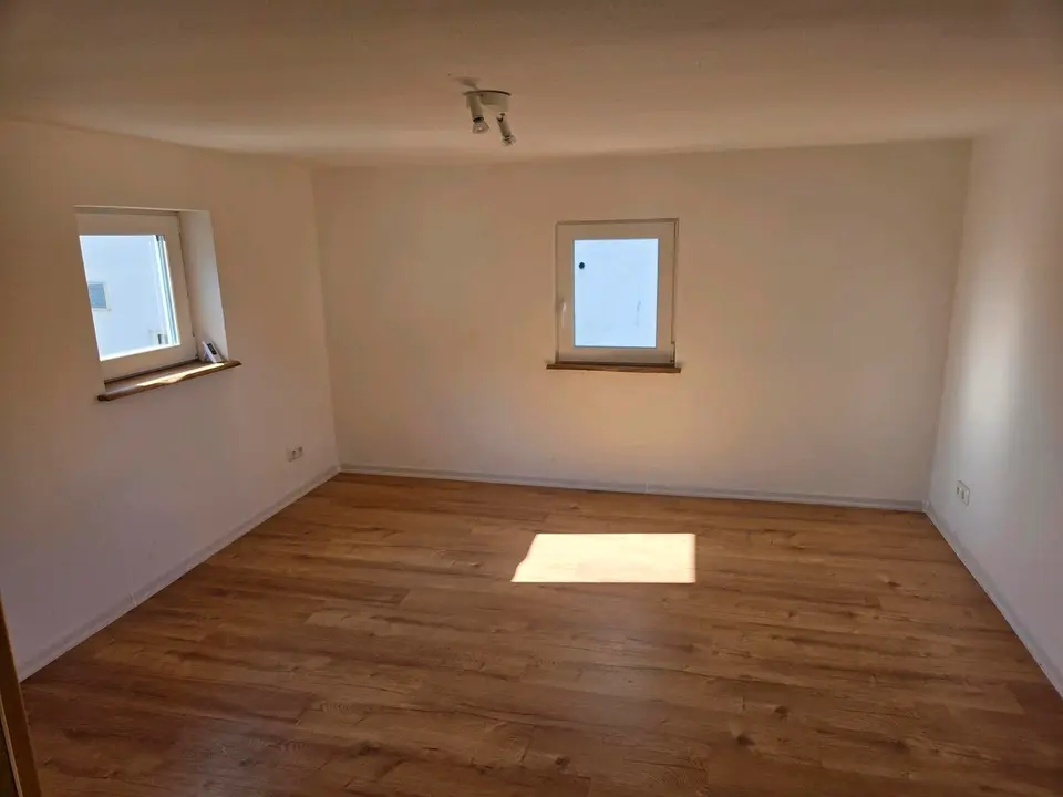 3 Zimmer Haus mit 60 m² in Marburg – Bild 2