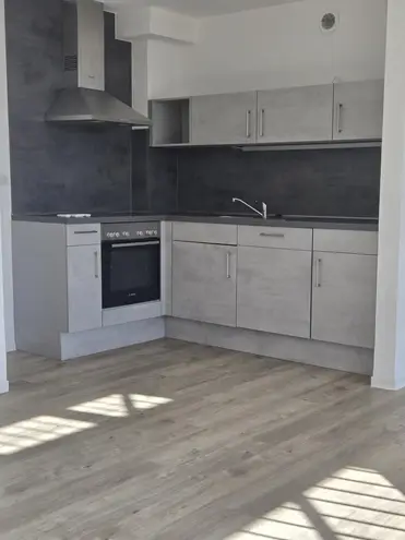 3 Zimmer Wohnung mit 95 m² in Frankfurt am Main – Bild 3