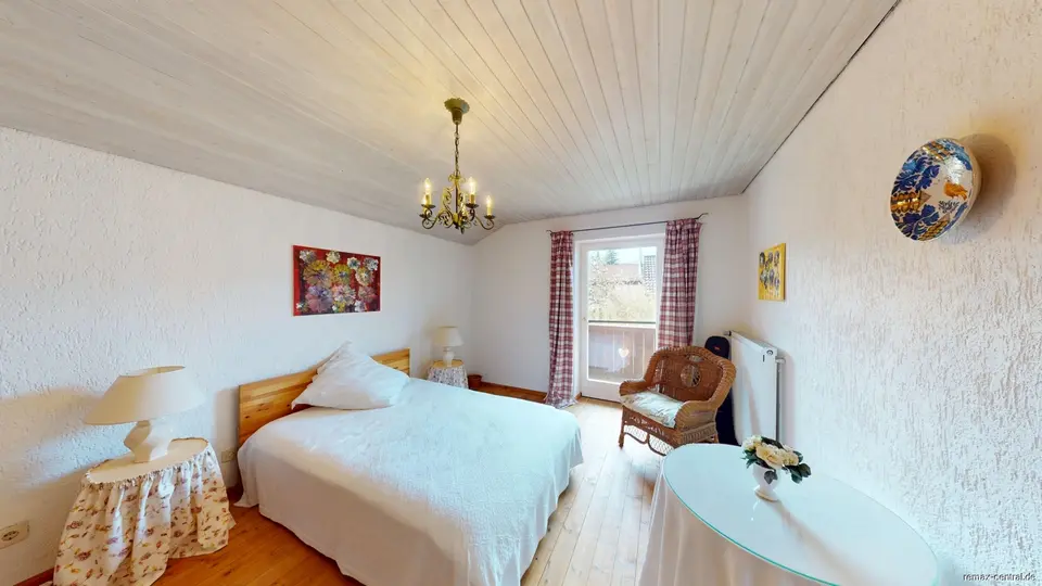 5 Zimmer Haus mit 204 m² in Landshut – Bild 6