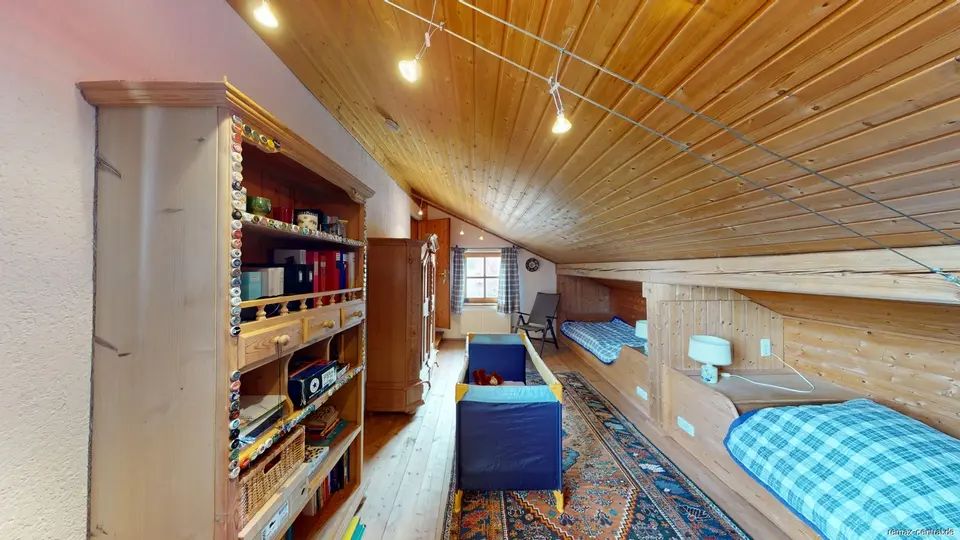 5 Zimmer Haus mit 204 m² in Landshut – Bild 8