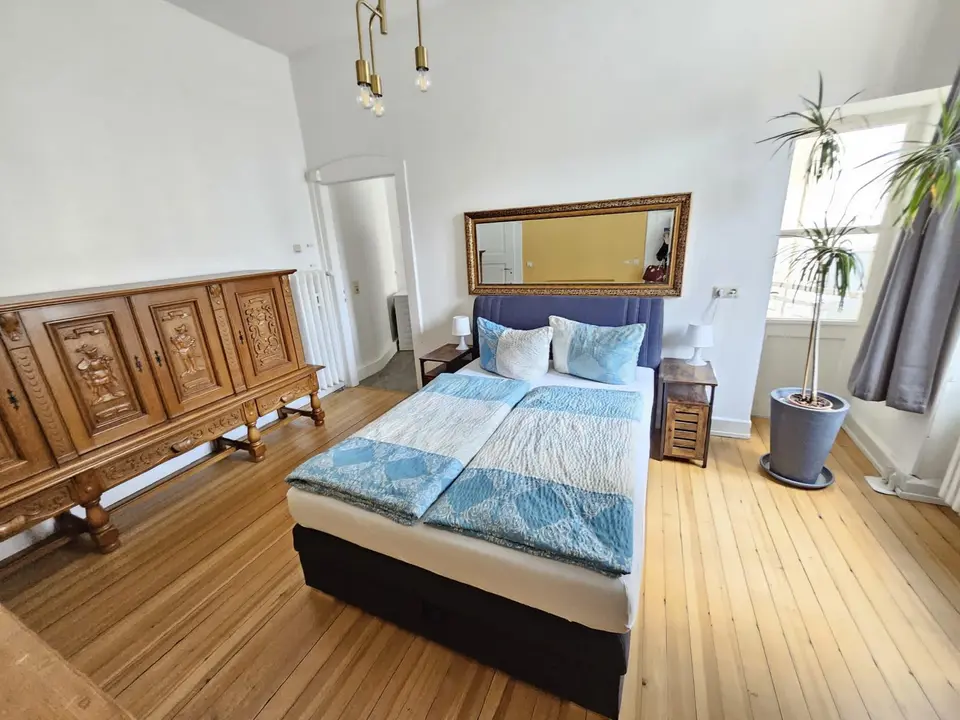 6 Zimmer Wohnung mit 120 m² in Saarbrücken – Bild 3