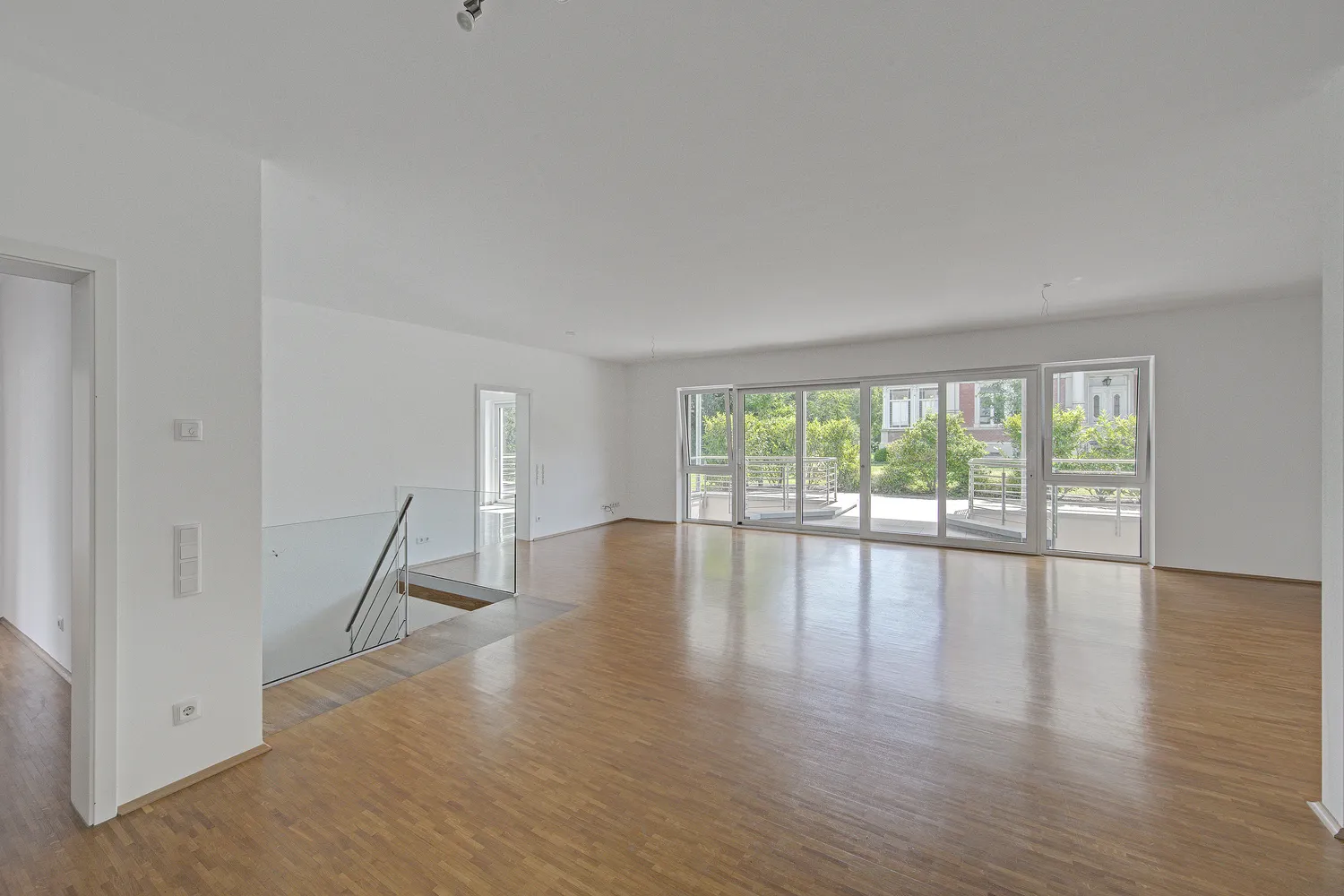 4 Zimmer Wohnung mit 187 m² in Krefeld – Bild 4