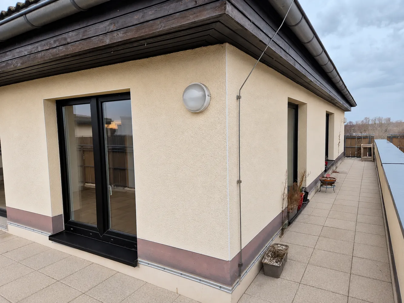 4 Zimmer Wohnung mit 109 m² in Dessau-Roßlau – Bild 2