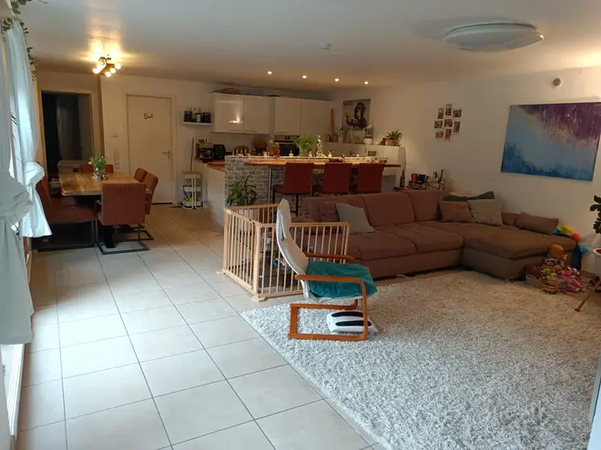 4 Zimmer Wohnung mit 110 m² in Neuss – Bild 3