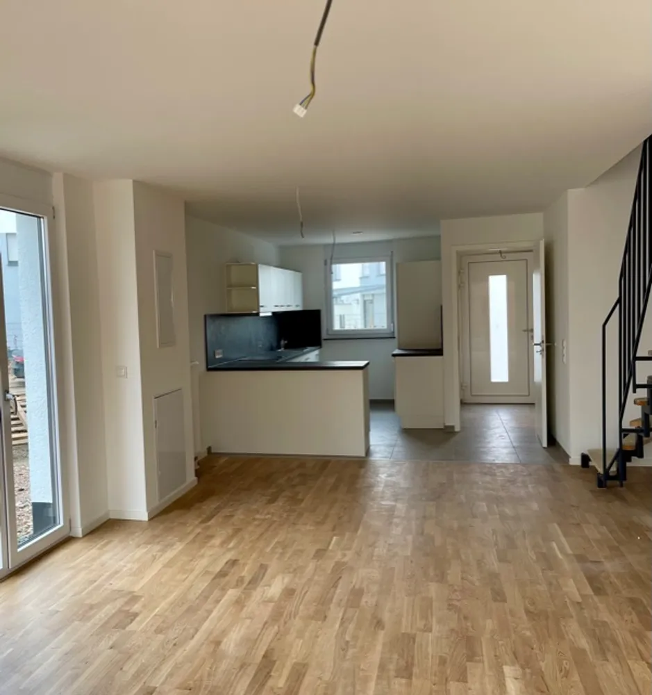 5 Zimmer Haus mit 140 m² in Wiesbaden – Bild 1