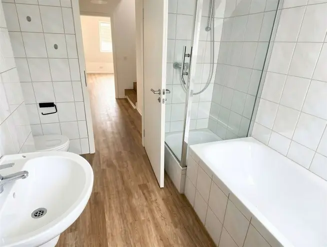 4 Zimmer Wohnung mit 125 m² in Oberhausen – Bild 8