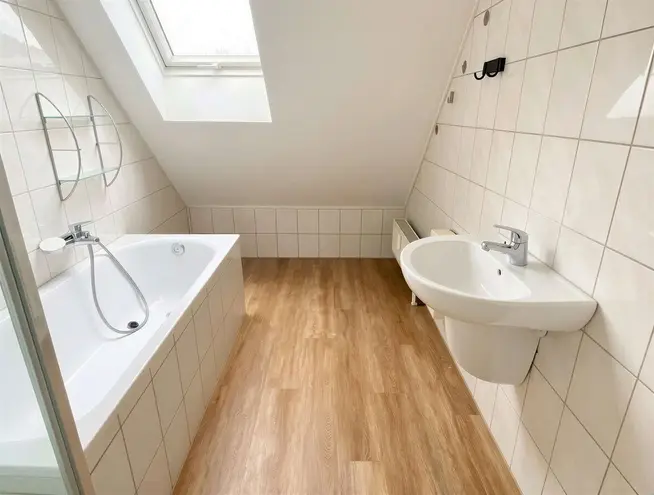 4 Zimmer Wohnung mit 125 m² in Oberhausen – Bild 9