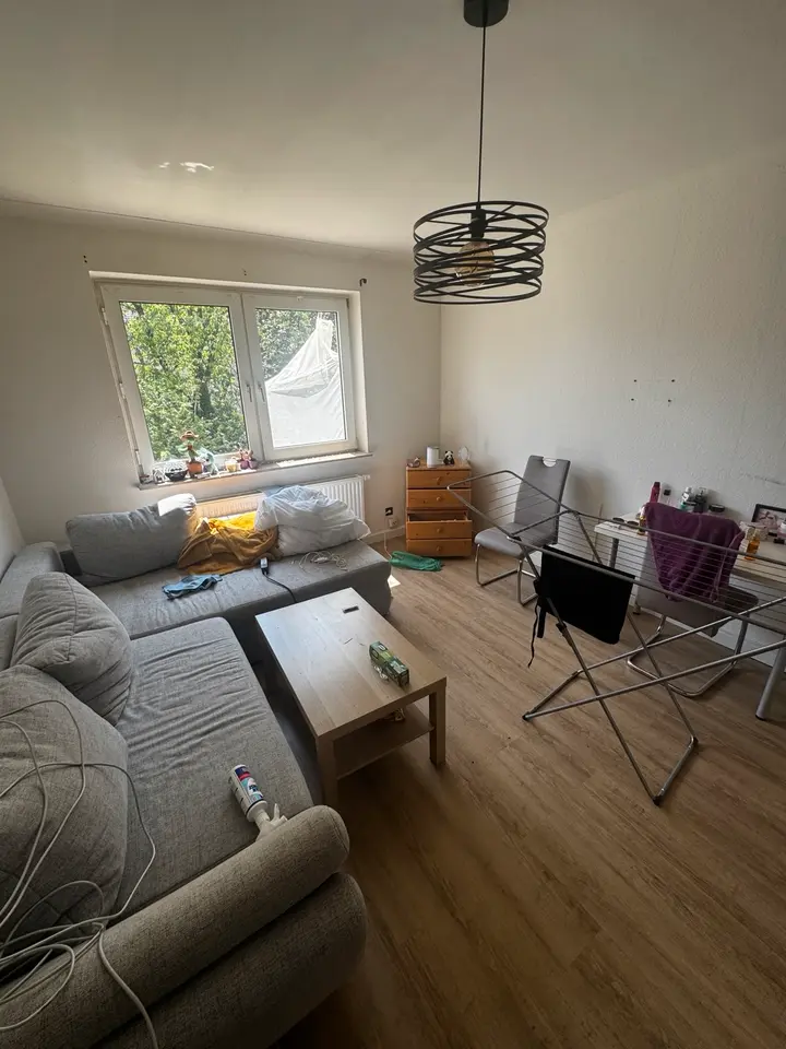 WG-Zimmer mit 100 m² in Wiesbaden – Bild 1