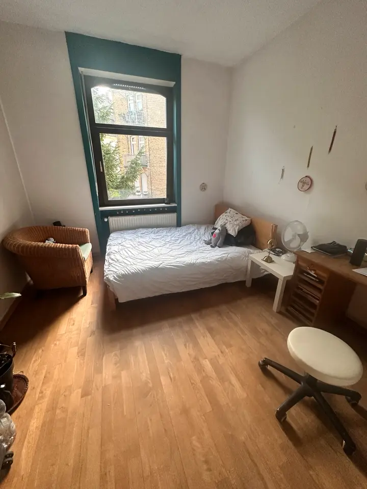 WG-Zimmer mit 100 m² in Wiesbaden – Bild 3