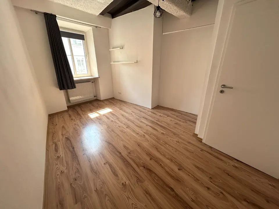 5 Zimmer Wohnung mit 93 m² in Passau – Bild 1