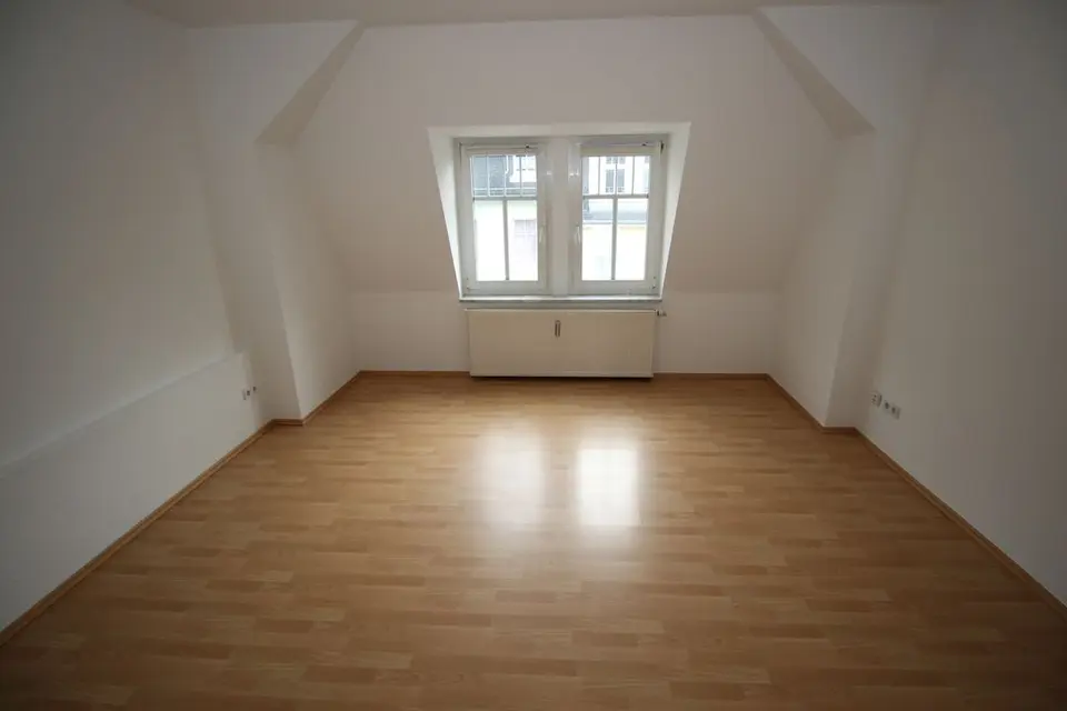 2 Zimmer Wohnung mit 45 m² in Plauen – Bild 1