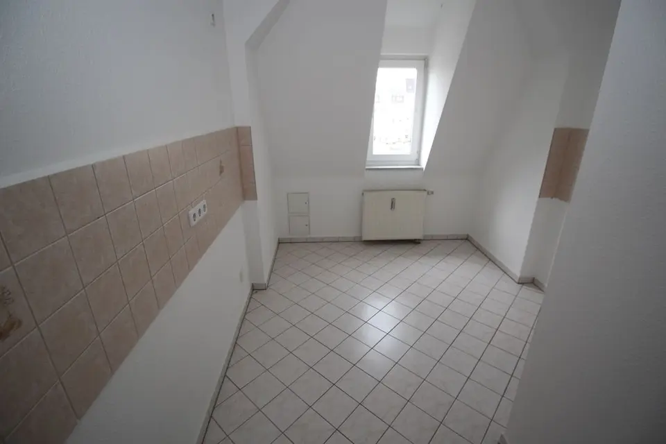 2 Zimmer Wohnung mit 45 m² in Plauen – Bild 3