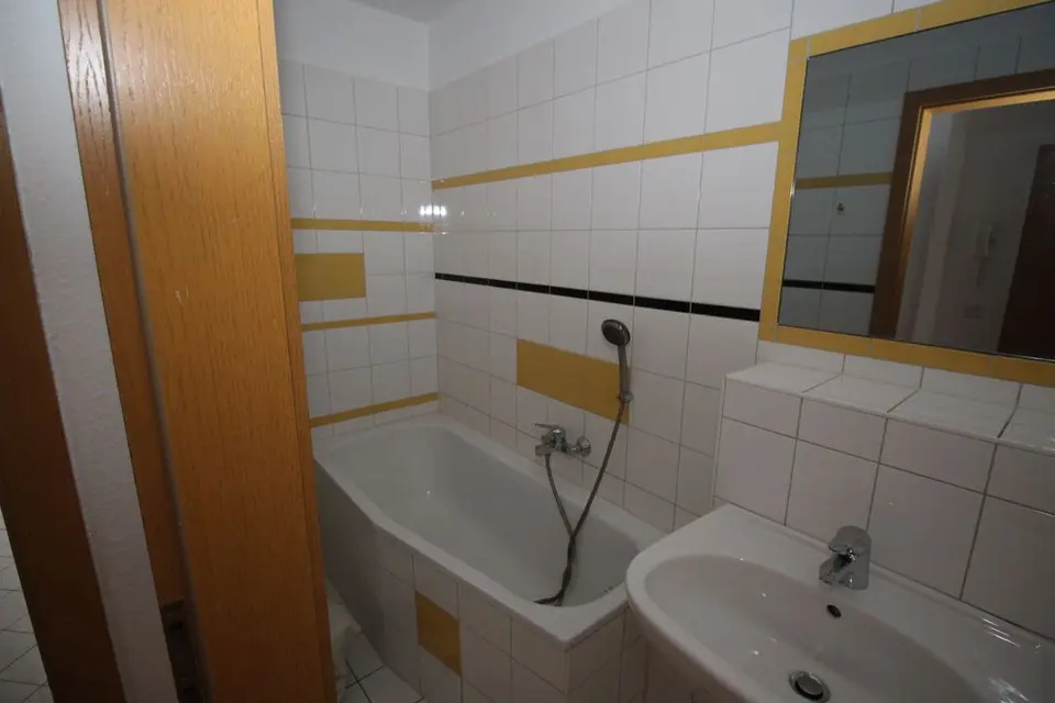 2 Zimmer Wohnung mit 45 m² in Plauen – Bild 4