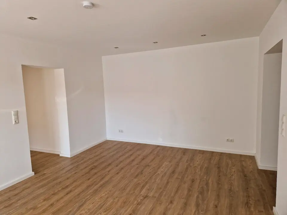 2 Zimmer Wohnung mit 70 m² in Siegen – Bild 2