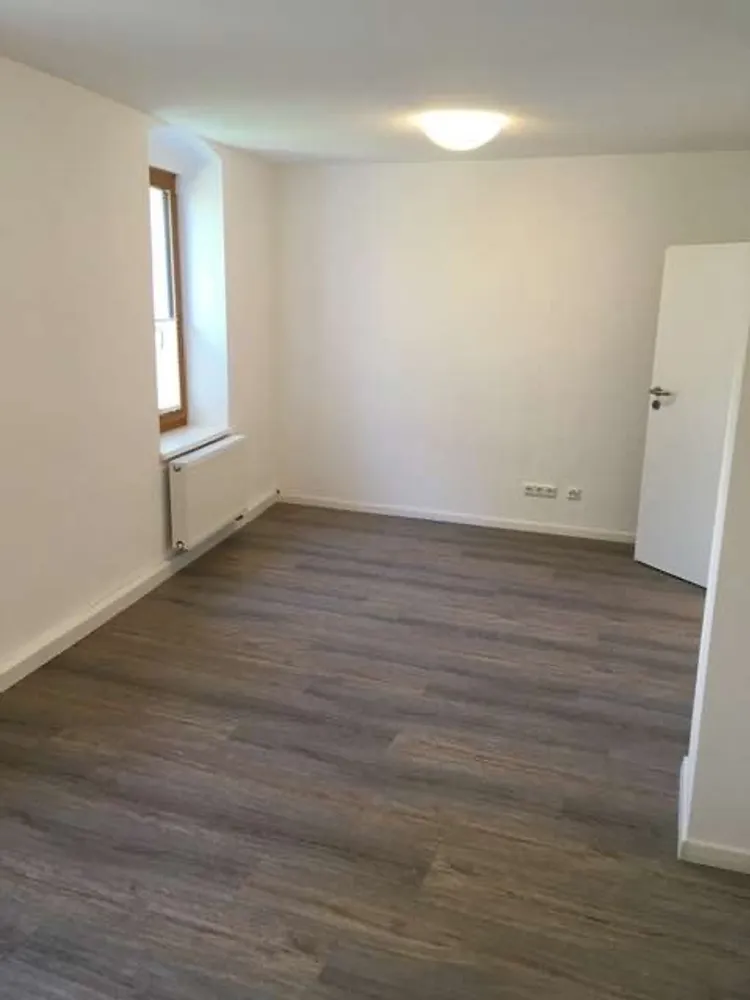 3 Zimmer Wohnung mit 82 m² in Amberg – Bild 2