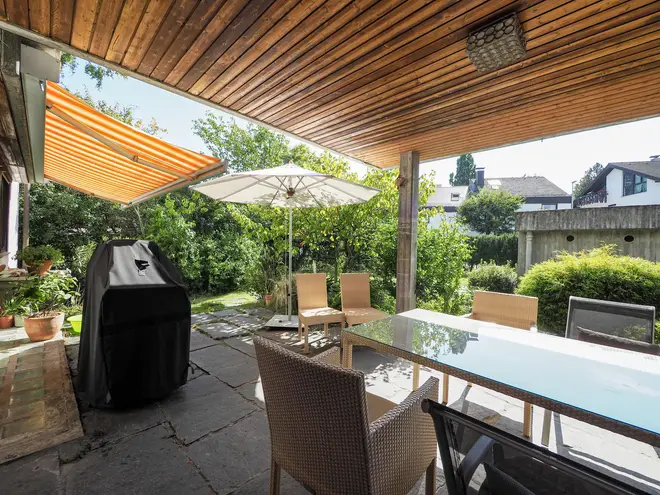 6 Zimmer Haus mit 225 m² in Stuttgart – Bild 3