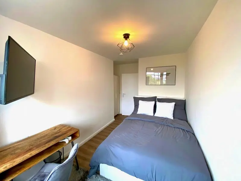 WG-Zimmer mit 25 m² in Frankfurt am Main – Bild 8