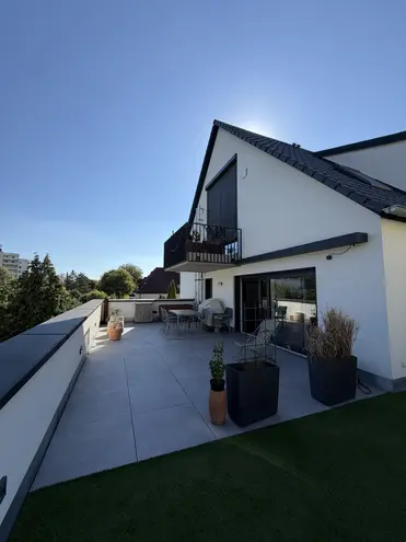 3 Zimmer Wohnung mit 102 m² in Augsburg – Bild 1