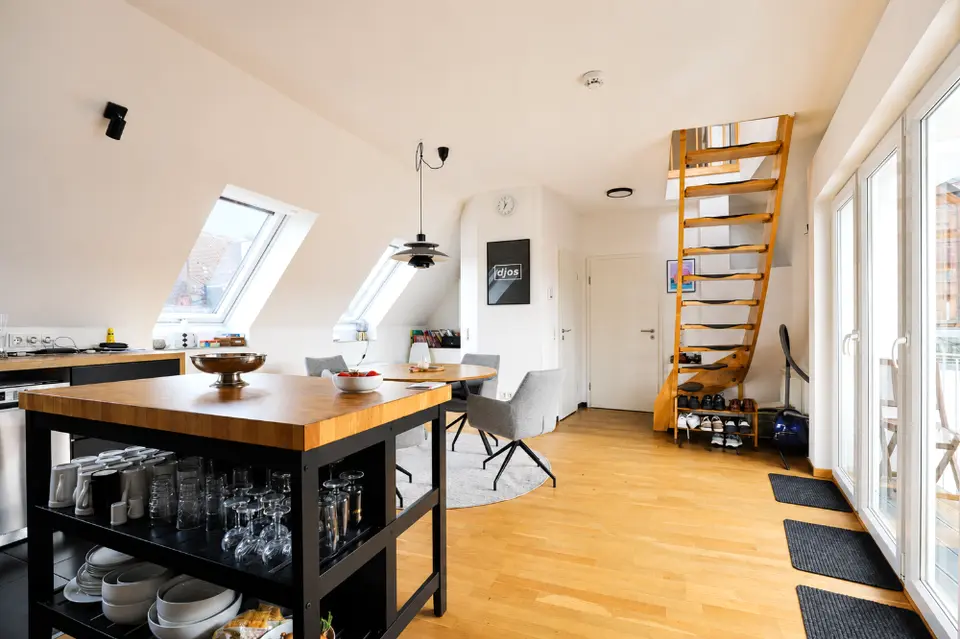 4 Zimmer Wohnung mit 160 m² in Trier – Bild 2