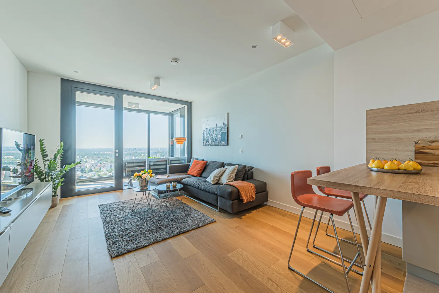 2 Zimmer Wohnung mit 65 m² in Frankfurt am Main – Bild 2