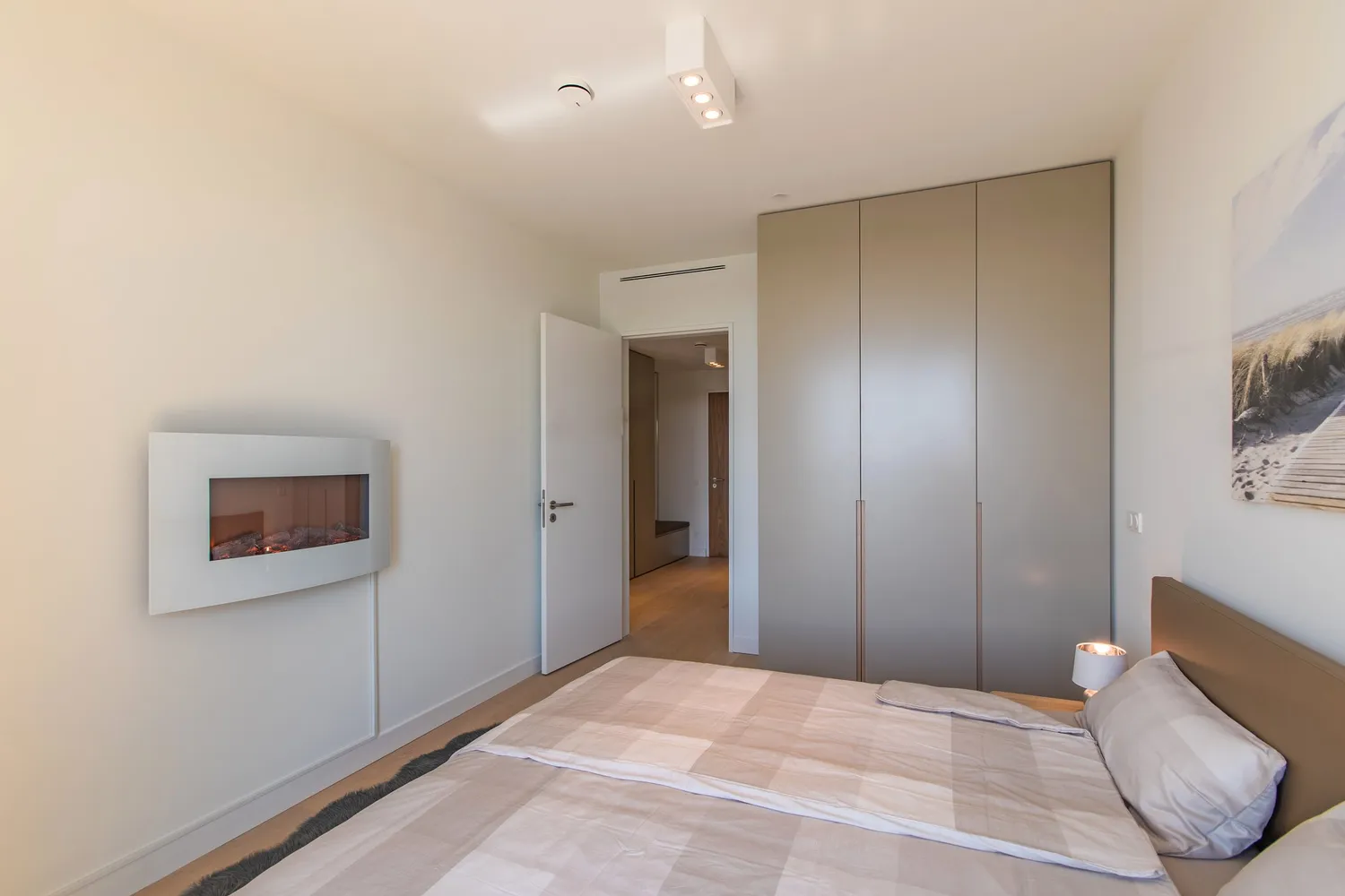 2 Zimmer Wohnung mit 65 m² in Frankfurt am Main – Bild 11