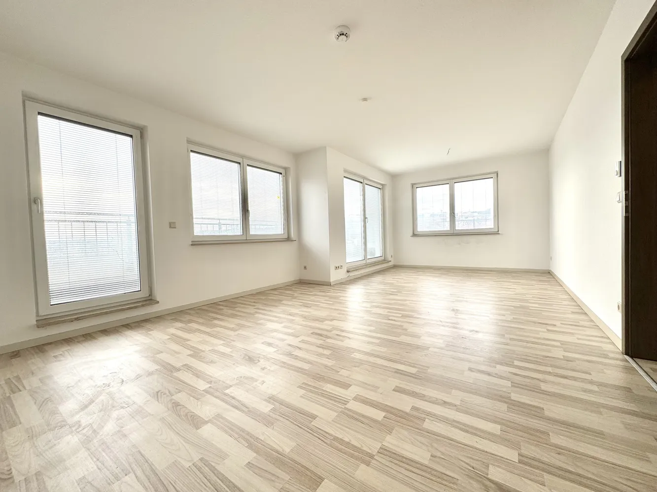 3 Zimmer Wohnung mit 122 m² in Jena – Bild 1