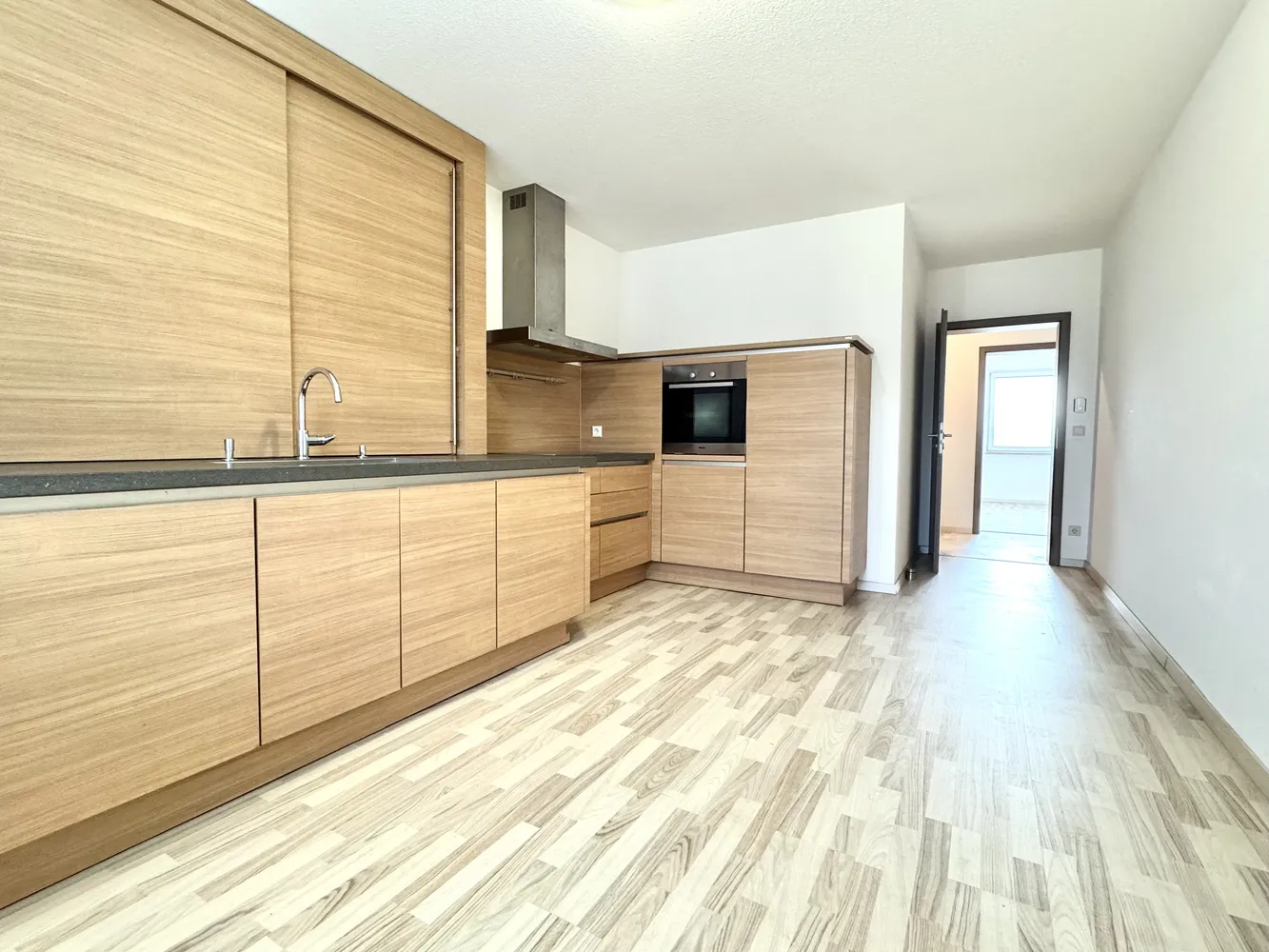 3 Zimmer Wohnung mit 122 m² in Jena – Bild 4