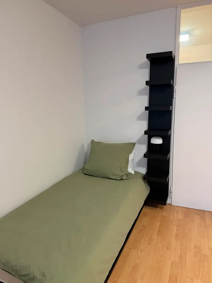 WG-Zimmer mit 34 m² in Düsseldorf – Bild 3