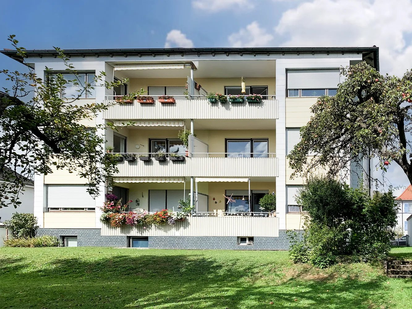 3 Zimmer Wohnung mit 92 m² in Freising – Bild 2