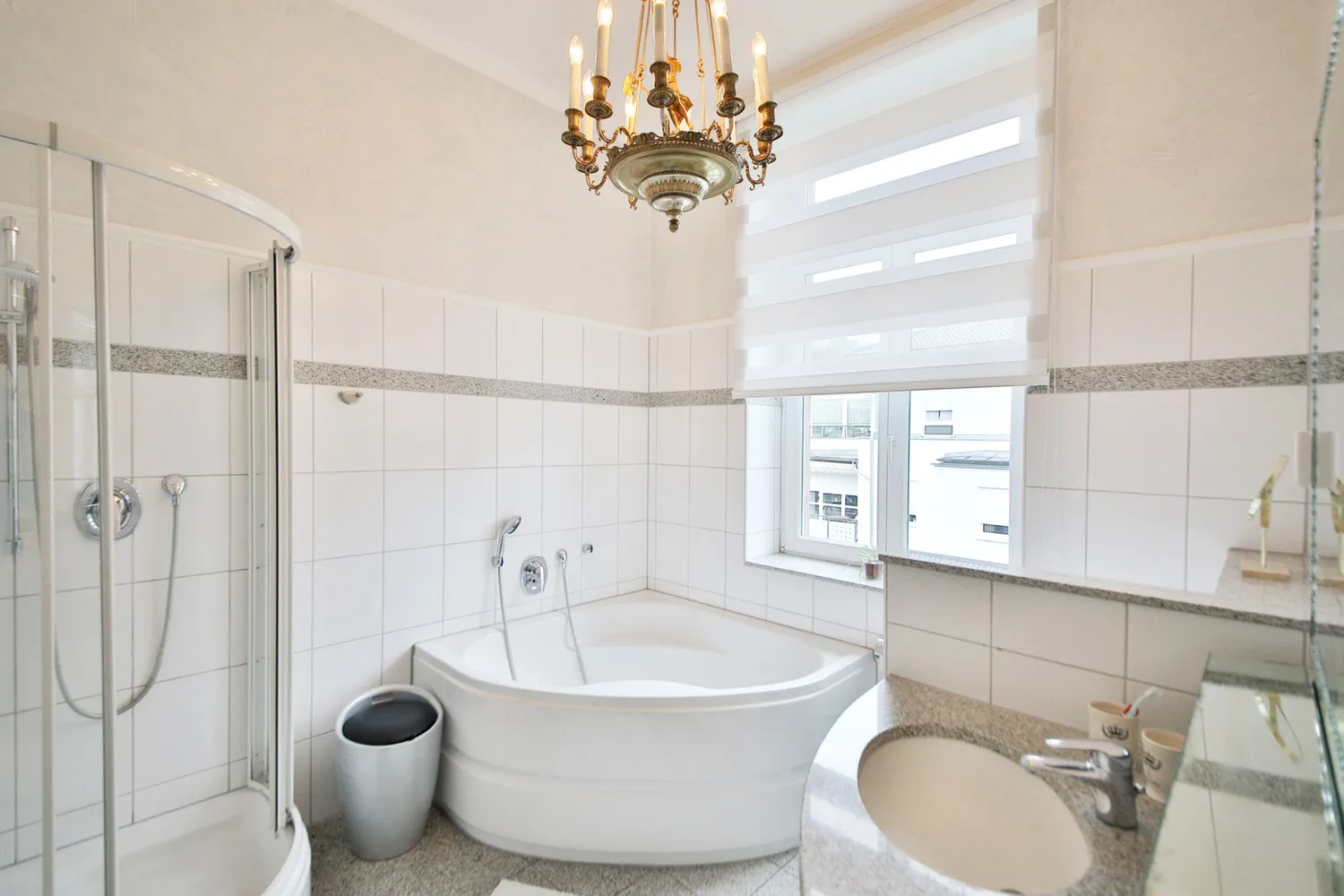 4 Zimmer Wohnung mit 150 m² in Baden-Baden – Bild 7