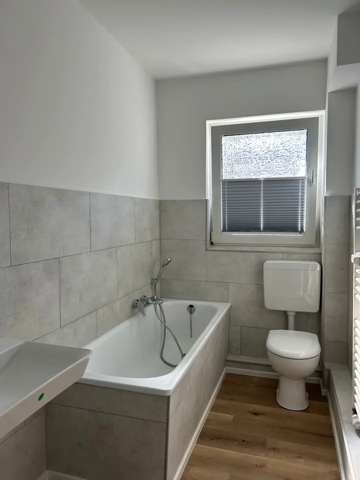 2 Zimmer Wohnung mit 76 m² in Remscheid – Bild 4