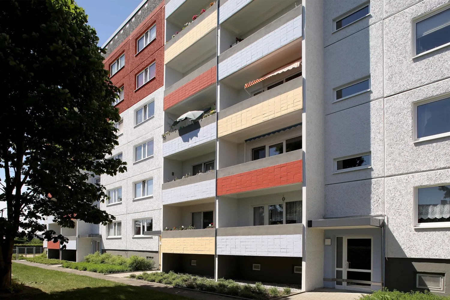 4 Zimmer Wohnung mit 76 m² in Neubrandenburg – Bild 3