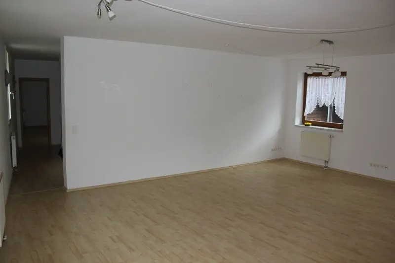 3 Zimmer Wohnung mit 91 m² in Schwerin – Bild 2