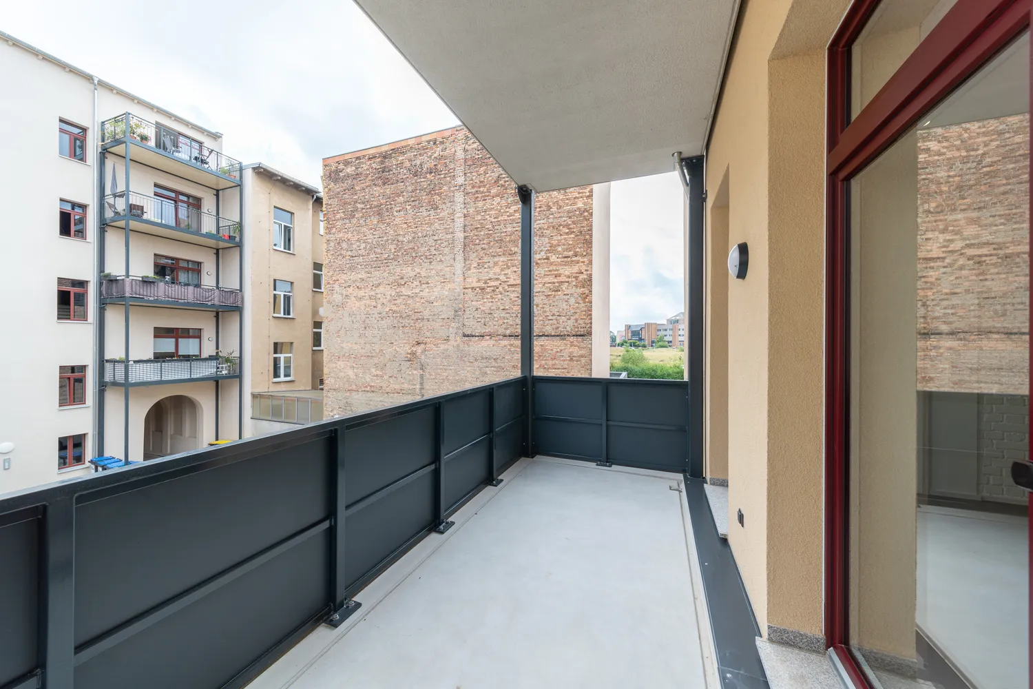 5 Zimmer Wohnung mit 126 m² in Halle (Saale) – Bild 1