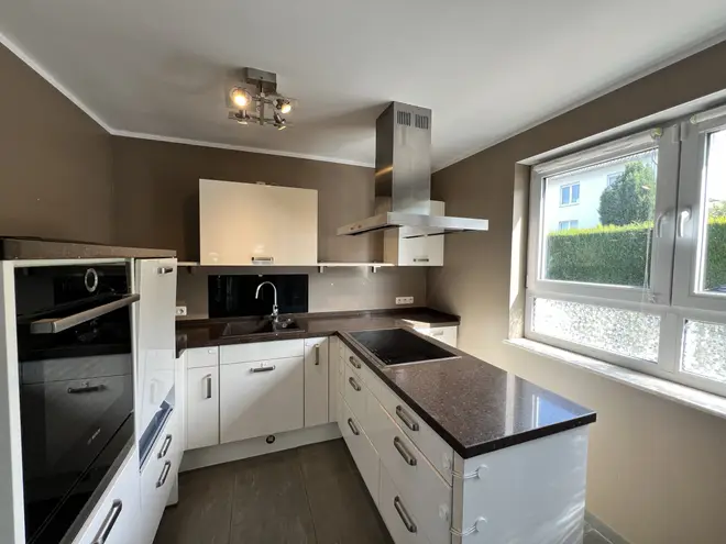 4 Zimmer Haus mit 175 m² in Wiesbaden – Bild 3