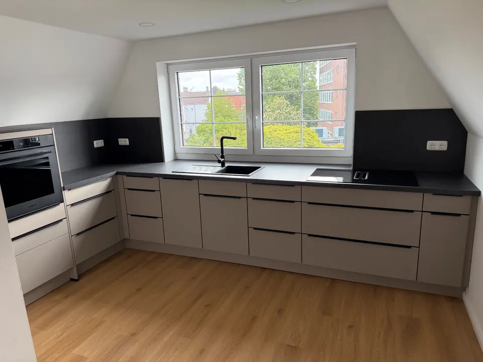 2 Zimmer Wohnung mit 75 m² in Emden – Bild 3