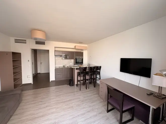 1 Zimmer Wohnung mit 35 m² in Halle (Saale) – Bild 2