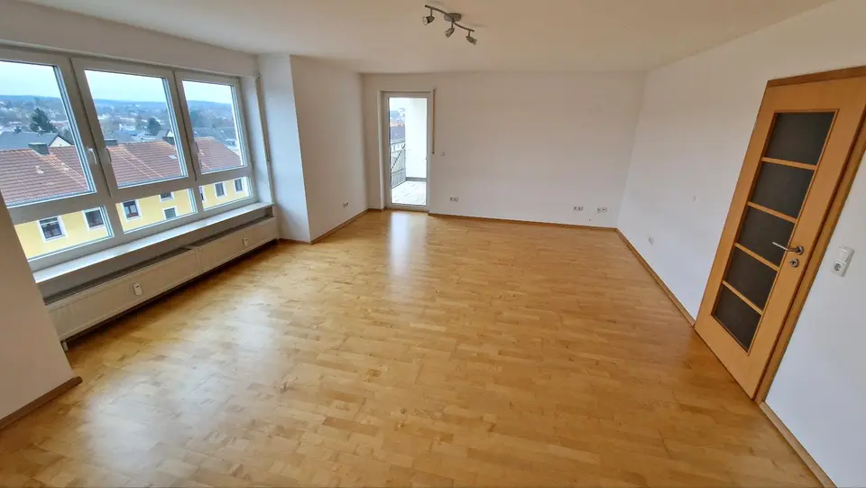 3 Zimmer Wohnung mit 67 m² in Amberg – Bild 2