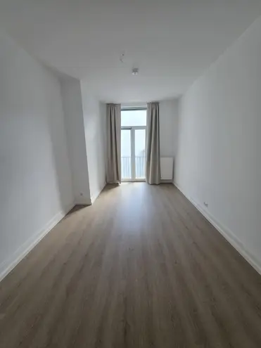 3 Zimmer Wohnung mit 95 m² in Frankfurt am Main – Bild 7