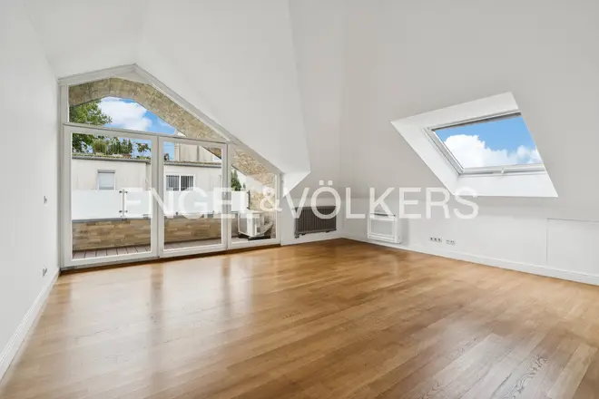 6 Zimmer Wohnung mit 230 m² in Frankfurt am Main – Bild 12