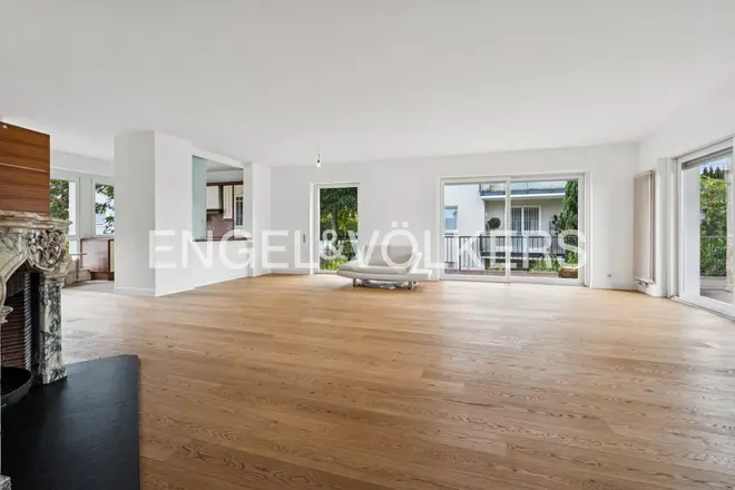 6 Zimmer Wohnung mit 230 m² in Frankfurt am Main – Bild 2