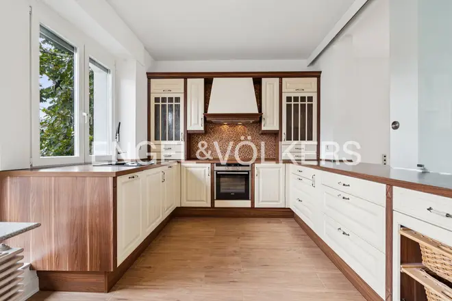 6 Zimmer Wohnung mit 230 m² in Frankfurt am Main – Bild 6