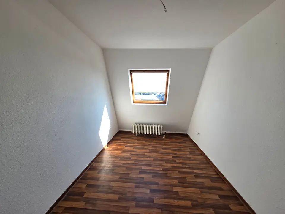 4 Zimmer Wohnung mit 68 m² in Emden – Bild 2