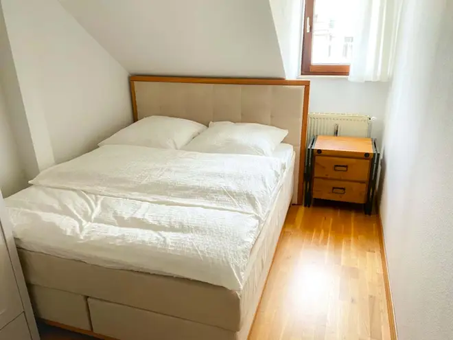 WG-Zimmer mit 12 m² in Frankfurt am Main – Bild 1