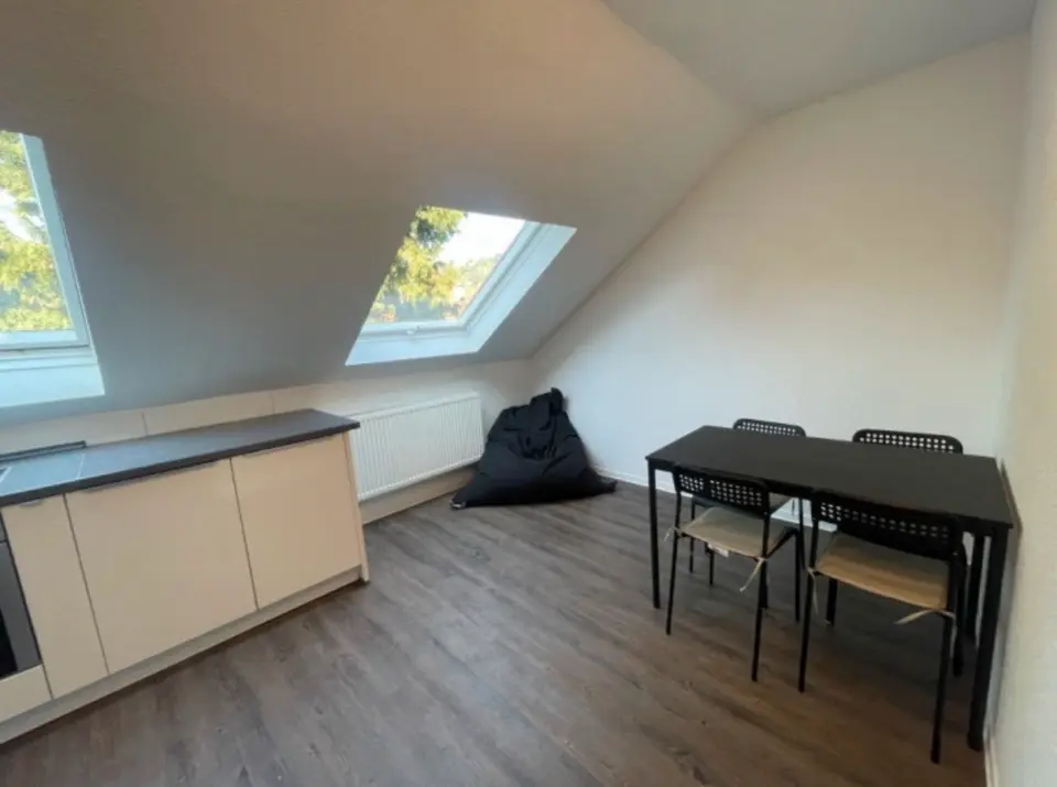 WG-Zimmer mit 75 m² in Stuttgart – Bild 4